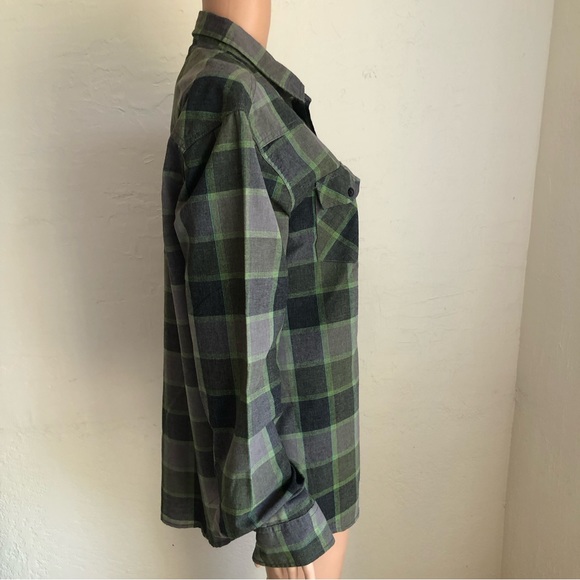 Diamond Jack Green/Gray Plaid Western Style Button-Up Shirt Women’s Size L Top - Picture 7 of 16
